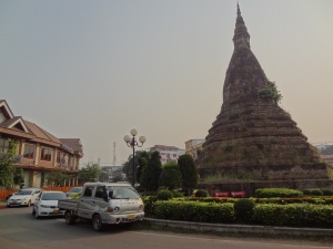 roundabout_stupa